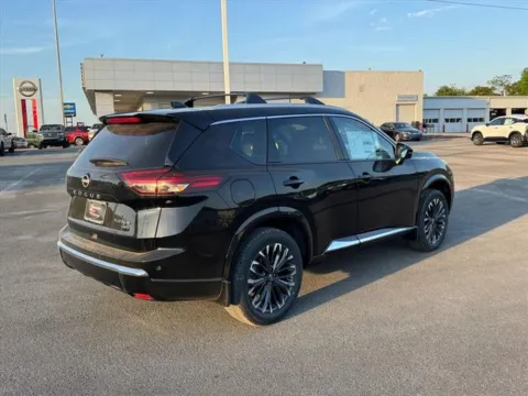 More photos of 2026 Nissan Rogue Platinum at Johnson City Nissan, TN