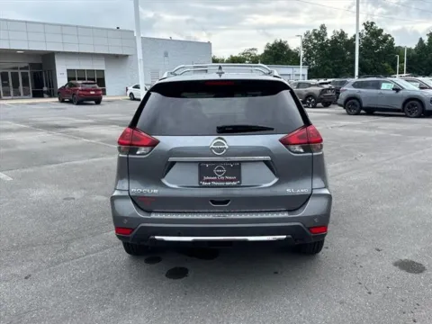 More photos of 2020 Nissan Rogue SL at Johnson City Nissan, TN