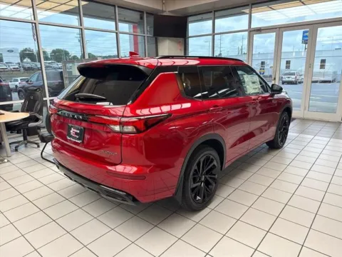 More photos of 2026 Nissan Rogue Plug-In Hybrid Platinum at Johnson City Nissan, TN