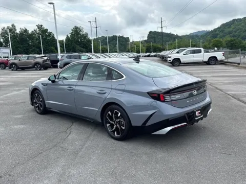 More photos of 2025 Hyundai Sonata SEL at Johnson City Nissan, TN