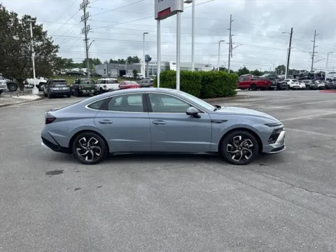 Photos of 2025 Hyundai Sonata SEL for sale in Johnson City, TN at Johnson City Nissan