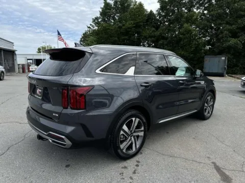 More photos of 2023 Kia Sorento Hybrid SX Prestige at Johnson City Nissan, TN