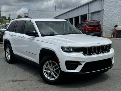 White 2023 Jeep Grand Cherokee Laredo for sale in Johnson City, TN