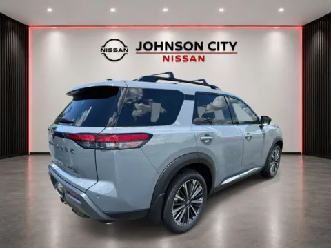 More photos of 2026 Nissan Pathfinder Platinum at Johnson City Nissan, TN