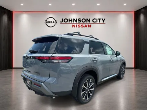 More photos of 2026 Nissan Pathfinder Platinum at Johnson City Nissan, TN