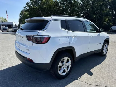 More photos of 2024 Jeep Compass Latitude at Johnson City Nissan, TN