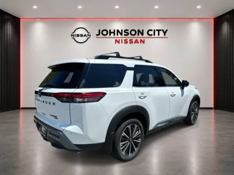 More photos of 2026 Nissan Pathfinder Platinum at Johnson City Nissan, TN