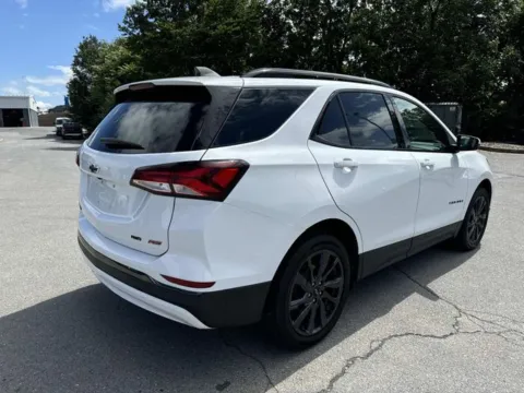 More photos of 2022 Chevrolet Equinox RS at Johnson City Nissan, TN