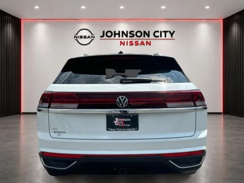 More photos of 2025 Volkswagen Atlas Cross Sport 2.0T SE w/Technology at Johnson City Nissan, TN