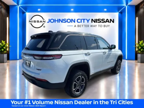 More photos of 2022 Jeep Grand Cherokee Trailhawk at Johnson City Nissan, TN