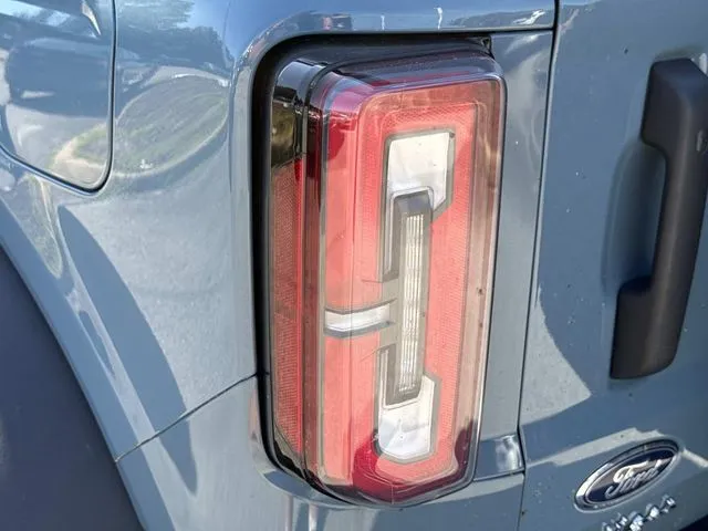 2023 Ford Bronco 4-Door Wildtrak - Photo 12