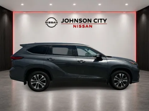 Another view of 2021 Toyota Highlander XLE for sale in Johnson City, TN at Johnson City Nissan