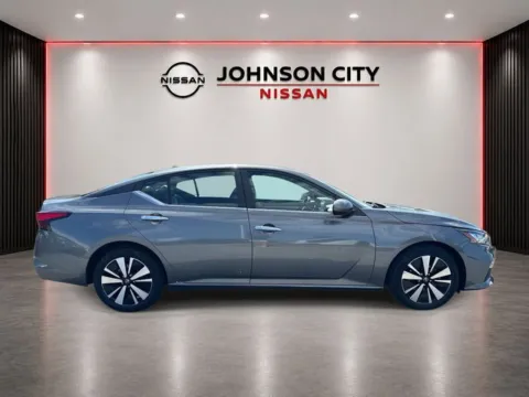 Another view of 2022 Nissan Altima 2.5 SV for sale in Johnson City, TN at Johnson City Nissan