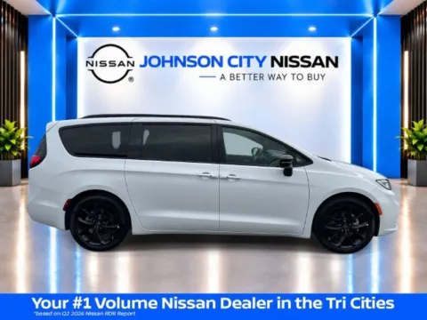 Another view of 2025 Chrysler Pacifica Limited for sale in Johnson City, TN at Johnson City Nissan