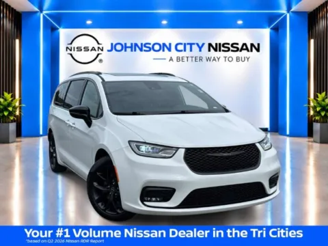 White 2025 Chrysler Pacifica Limited for sale in Johnson City, TN