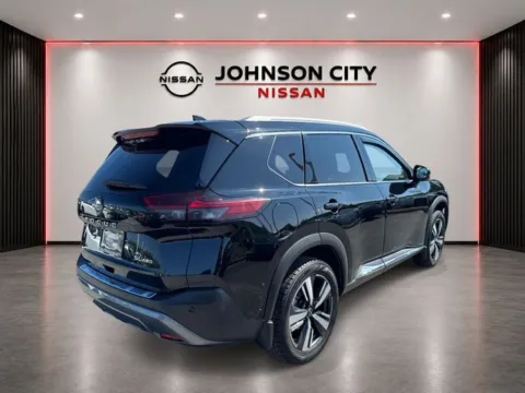 More photos of 2023 Nissan Rogue SL at Johnson City Nissan, TN