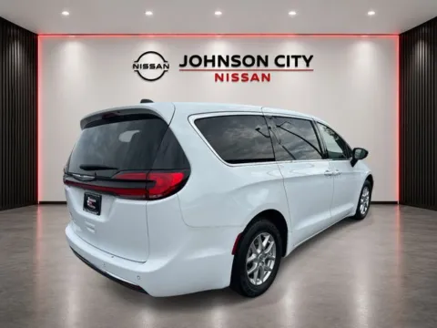 More photos of 2024 Chrysler Pacifica Touring L at Johnson City Nissan, TN