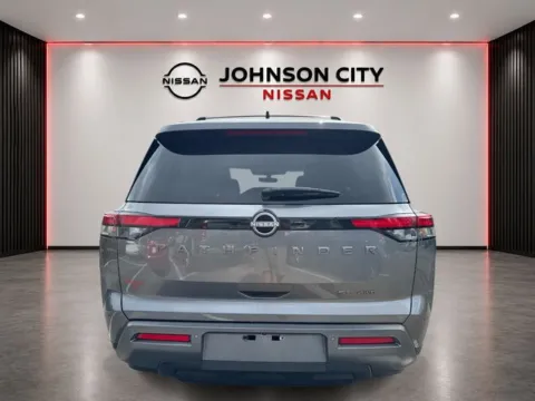 More photos of 2026 Nissan Pathfinder SL at Johnson City Nissan, TN