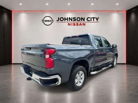 More photos of 2021 Chevrolet Silverado 1500 LT at Johnson City Nissan, TN