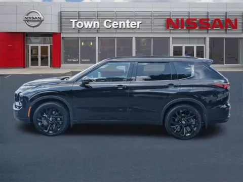 More photos of 2026 Nissan Rogue Plug-In Hybrid Platinum at Johnson City Nissan, TN