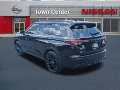 More photos of 2026 Nissan Rogue Plug-In Hybrid Platinum at Johnson City Nissan, TN