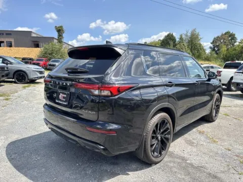 More photos of 2026 Nissan Rogue Plug-In Hybrid Platinum at Johnson City Nissan, TN