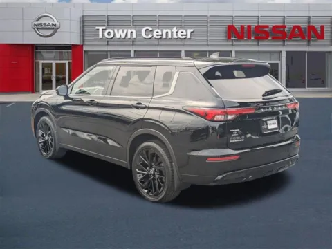More photos of 2026 Nissan Rogue Plug-In Hybrid Platinum at Johnson City Nissan, TN