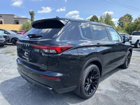 More photos of 2026 Nissan Rogue Plug-In Hybrid SL at Johnson City Nissan, TN