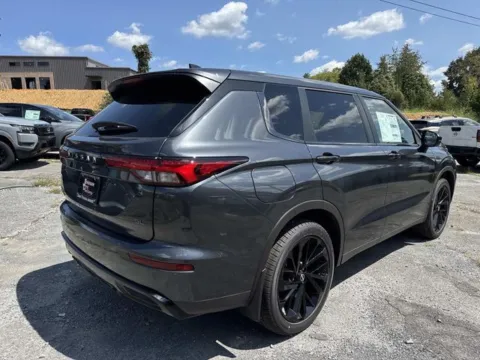 More photos of 2026 Nissan Rogue Plug-In Hybrid SL at Johnson City Nissan, TN