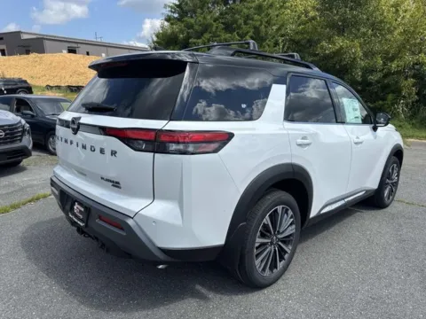 More photos of 2026 Nissan Pathfinder Platinum at Johnson City Nissan, TN