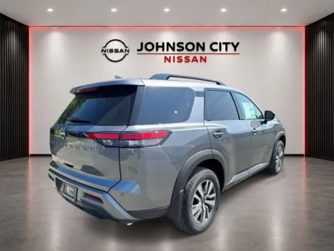 More photos of 2026 Nissan Pathfinder SL at Johnson City Nissan, TN