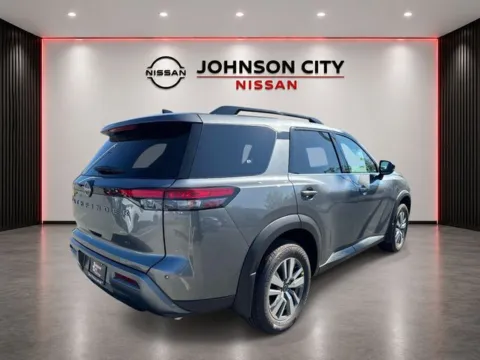 More photos of 2026 Nissan Pathfinder SL at Johnson City Nissan, TN