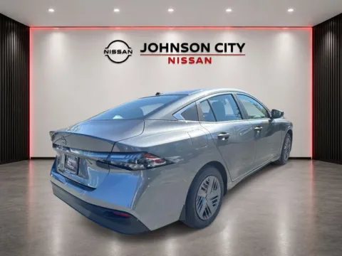 More photos of 2027 Nissan Sentra S at Johnson City Nissan, TN