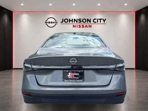 More photos of 2027 Nissan Sentra S at Johnson City Nissan, TN