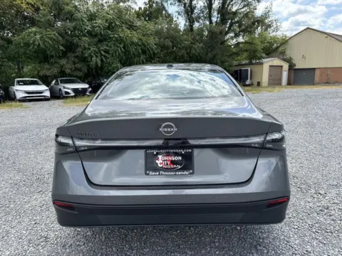 More photos of 2027 Nissan Sentra S at Johnson City Nissan, TN