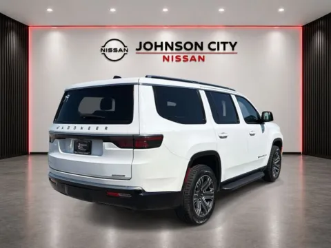 More photos of 2024 Jeep Wagoneer Series II at Johnson City Nissan, TN