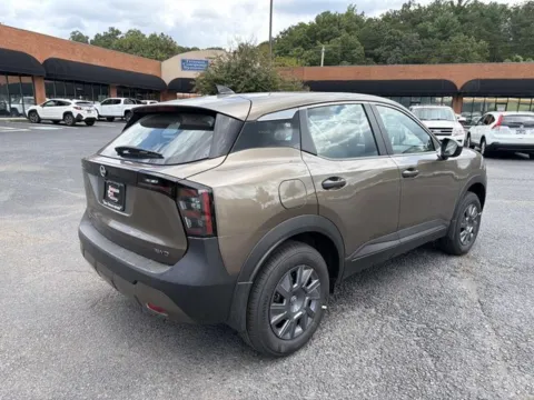 More photos of 2027 Nissan Kicks S at Johnson City Nissan, TN