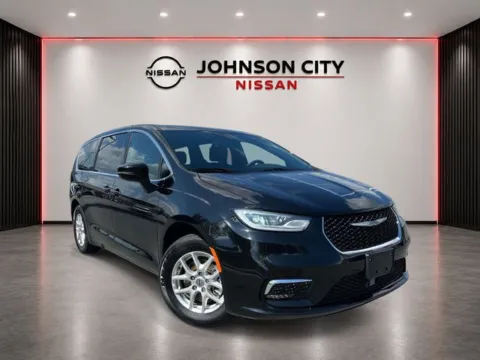 Black 2025 Chrysler Pacifica Select for sale in Johnson City, TN
