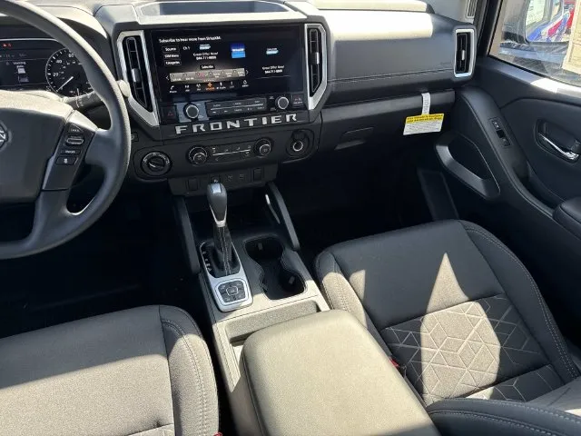 2026 Nissan Frontier SV - Photo 15