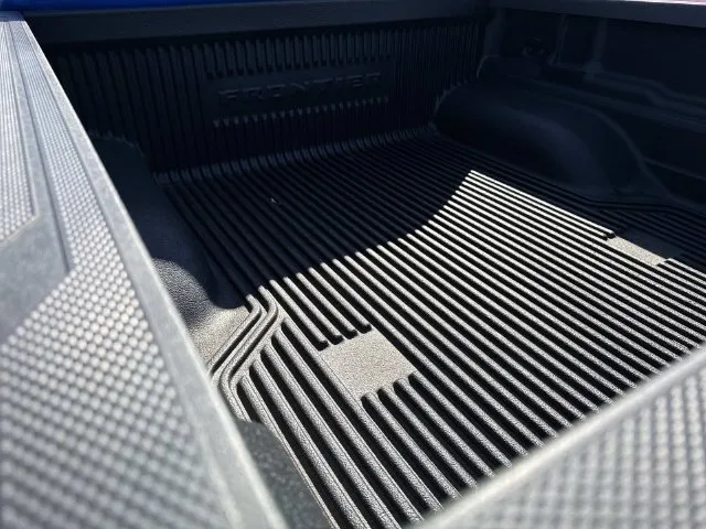 2026 Nissan Frontier SV - Photo 13