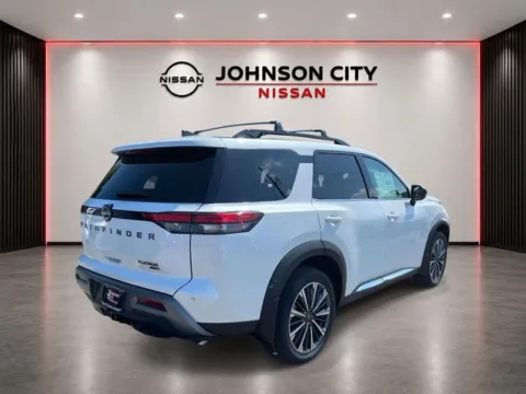 More photos of 2026 Nissan Pathfinder Platinum at Johnson City Nissan, TN