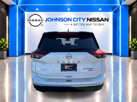 More photos of 2024 Nissan Rogue Platinum at Johnson City Nissan, TN