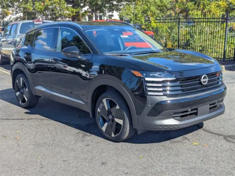 Photos of 2026 Nissan Kicks SR for sale in Kennesaw, GA at Town Center Nissan