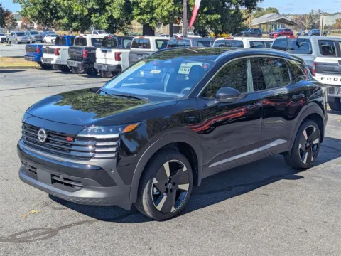 More photos of 2026 Nissan Kicks SR at Town Center Nissan, GA