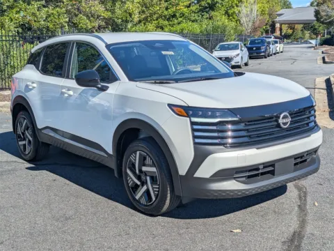 Photos of 2026 Nissan Kicks SV for sale in Kennesaw, GA at Town Center Nissan