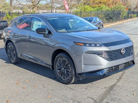 Photos of 2026 Nissan Murano Platinum for sale in Kennesaw, GA at Town Center Nissan