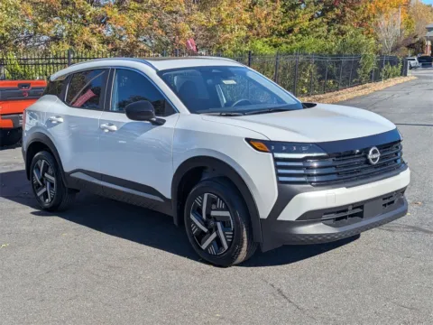 Photos of 2026 Nissan Kicks SV for sale in Kennesaw, GA at Town Center Nissan