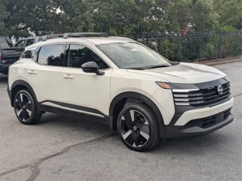 Photos of 2026 Nissan Kicks SR for sale in Kennesaw, GA at Town Center Nissan