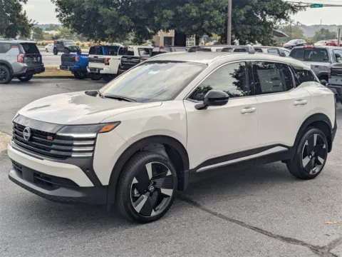 More photos of 2026 Nissan Kicks SR at Town Center Nissan, GA