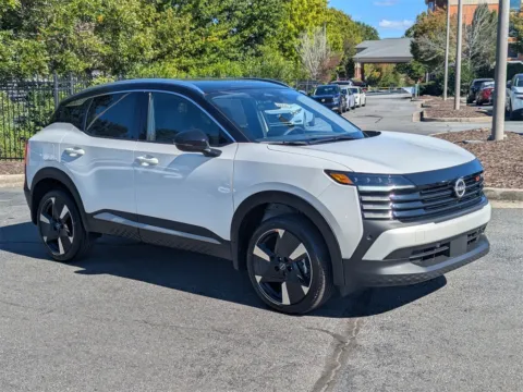 Photos of 2026 Nissan Kicks SR for sale in Kennesaw, GA at Town Center Nissan